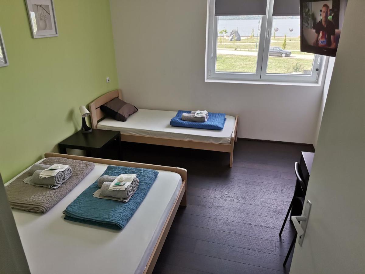 Apartman Terassa Donji Milanovac Buitenkant foto