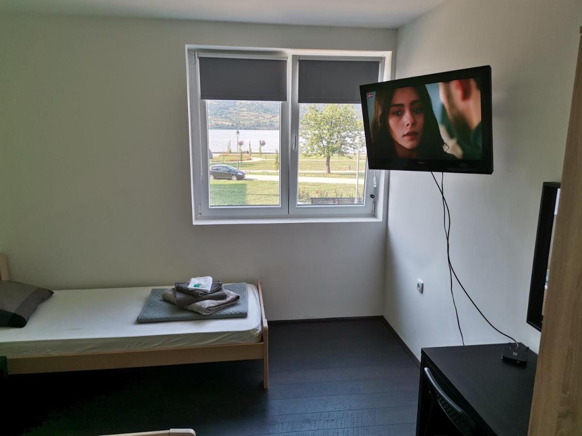 Apartman Terassa Donji Milanovac Buitenkant foto